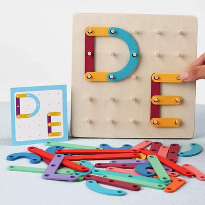 Photo d'un jeu en bois enfant Montessori pour enfants de 5 ans, fond blanc
